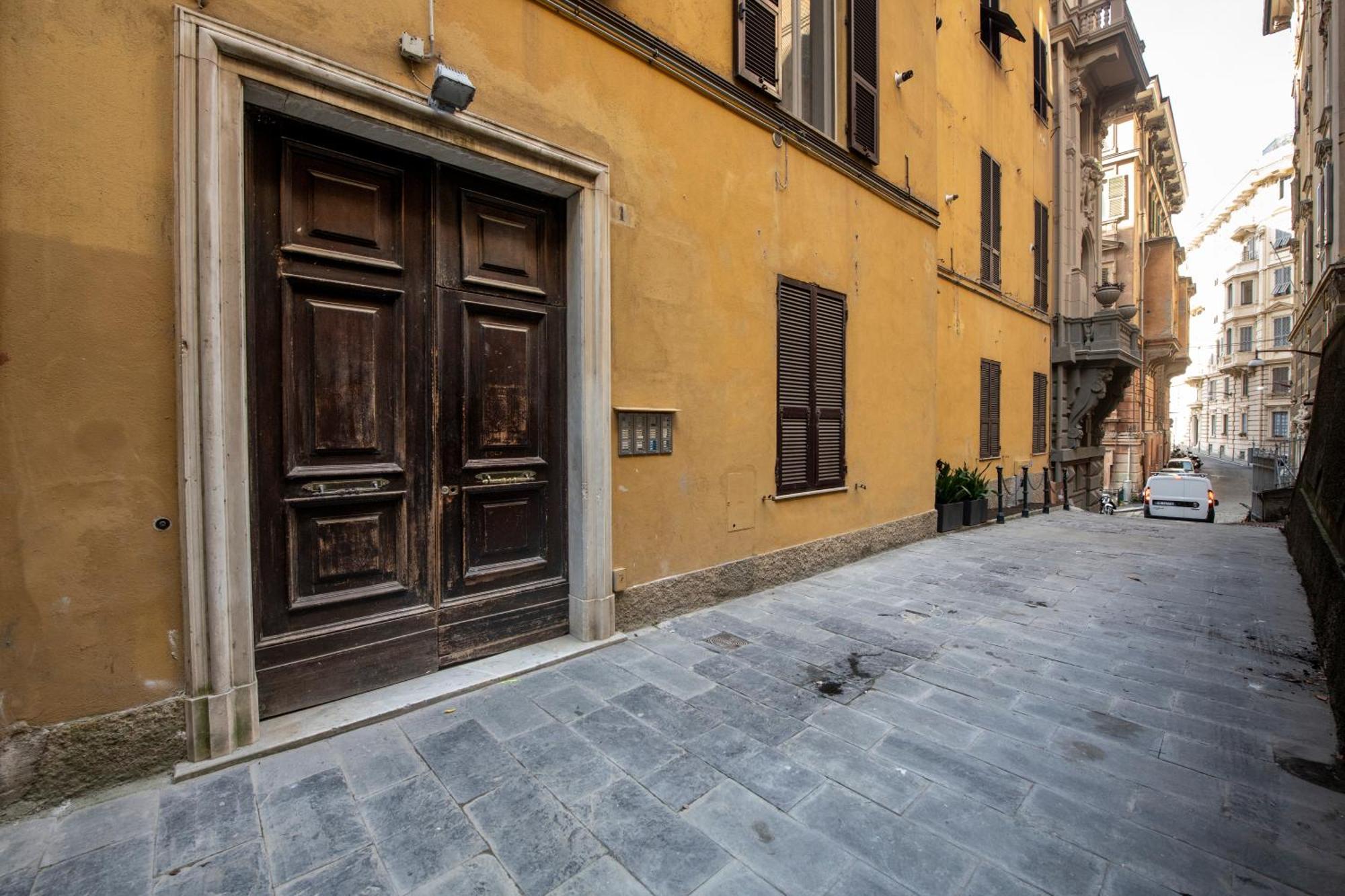 258 - The Loft In Largo Zecca - Luxury Nel Cuore Di Genova Eksteriør bilde