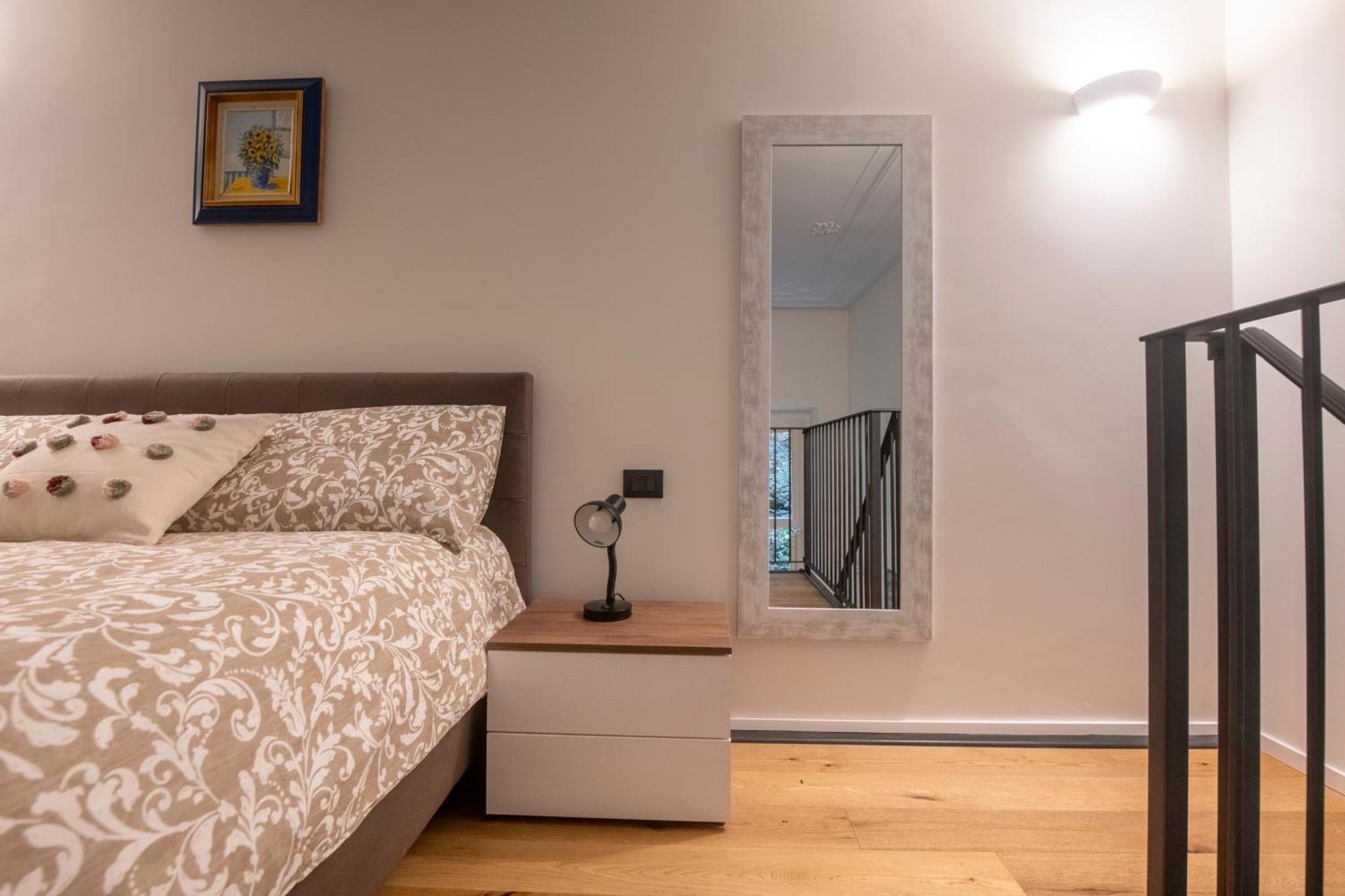 258 - The Loft In Largo Zecca - Luxury Nel Cuore Di Genova Eksteriør bilde